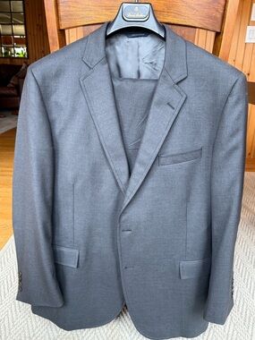 Brooks Brothers Men's Dark Gray Two-Button Suit